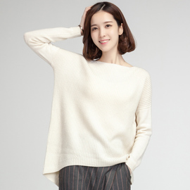 适合年轻女生入手的羊毛衫,温暖又窈窕