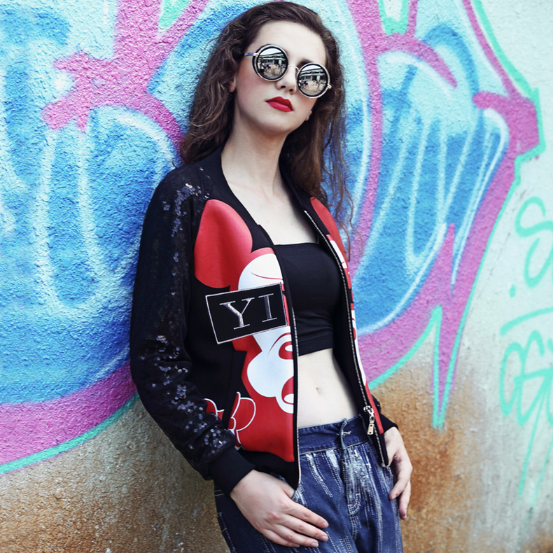 黑色外套街拍示范,4套教你酷出新高度