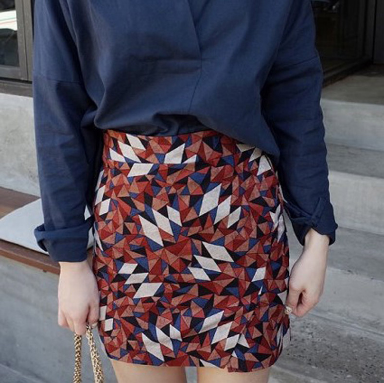 黑色外套街拍示范,4套教你酷出新高度