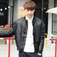 冬季街头取经 看各路潮男施展吸睛大法