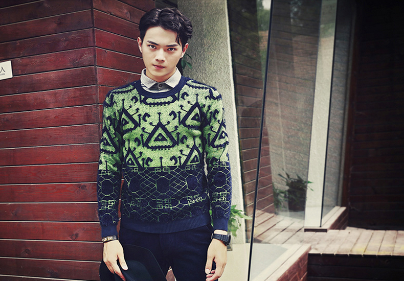 冬季街头取经 看各路潮男施展吸睛大法