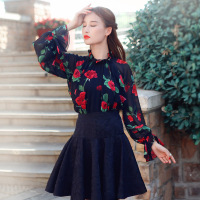 不用减膘，复古喇叭袖让你仙美又显瘦！