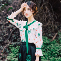 不用减膘，复古喇叭袖让你仙美又显瘦！